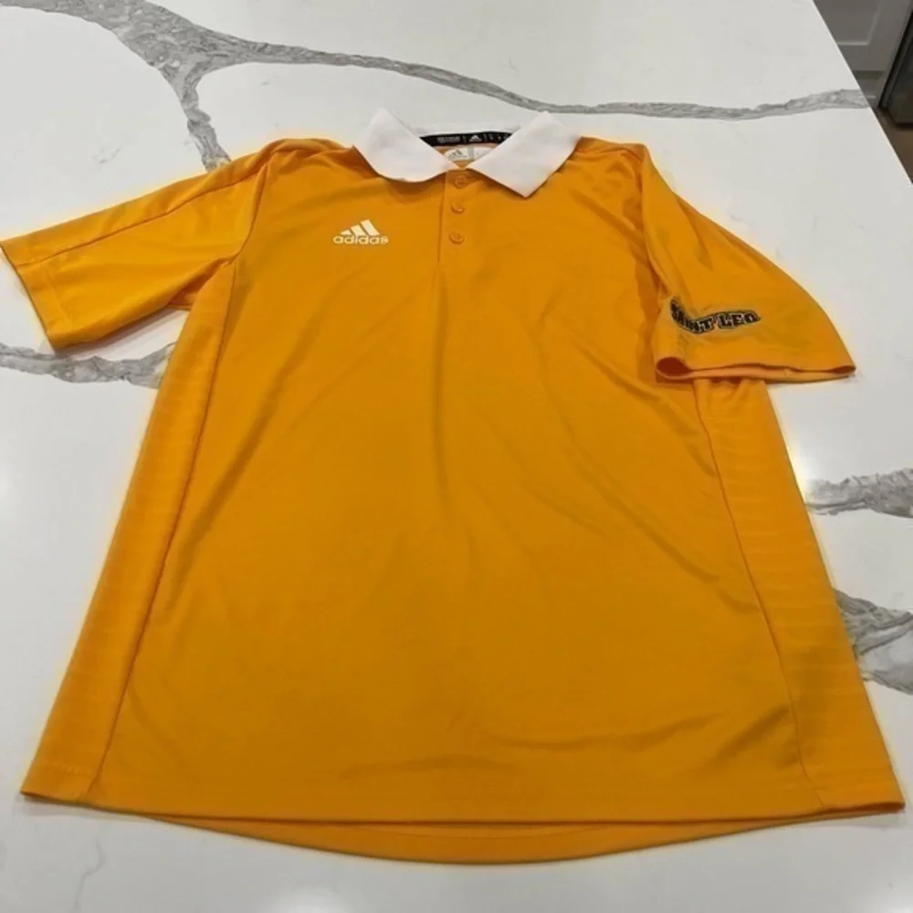 Lot of 5 Adidas shirts,‎ men’s size small